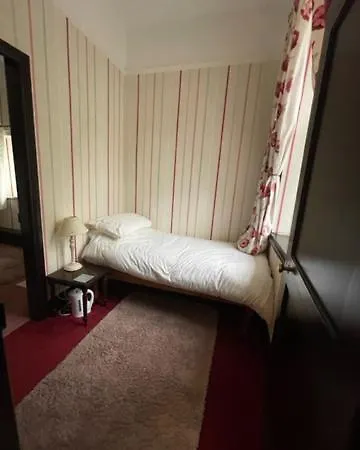 Bed & Breakfast Barton Hall *