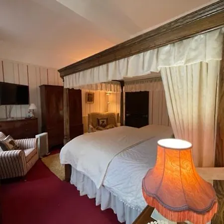 Barton Hall Pooley Bridge