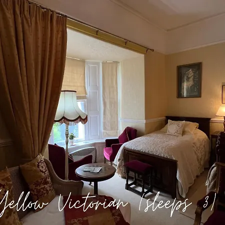 Barton Hall Bed & Breakfast *